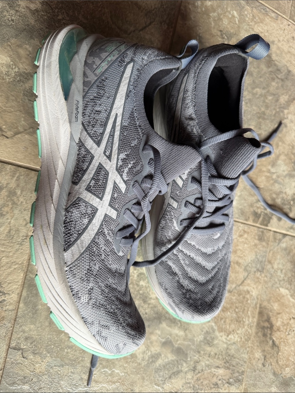 ASICS Gel Cumulus 23 Running Shoes Gray/ Mint Accents